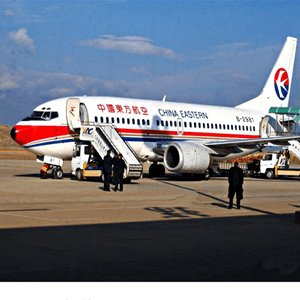 三沙机场空运航空快运业稳步发展的原因是什么？